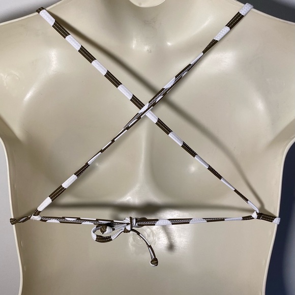 Guess two piece bathing suit - Picture 7 of 11